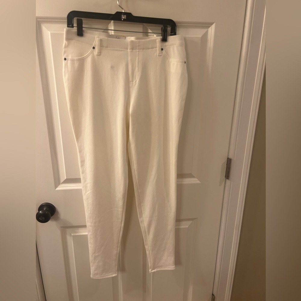 NWT Time and Tru Winter White Fitted Jeggings Size Large (12-14) - Picture 2 of 7